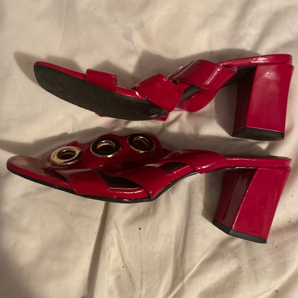 Sandals - Picture 2 of 2